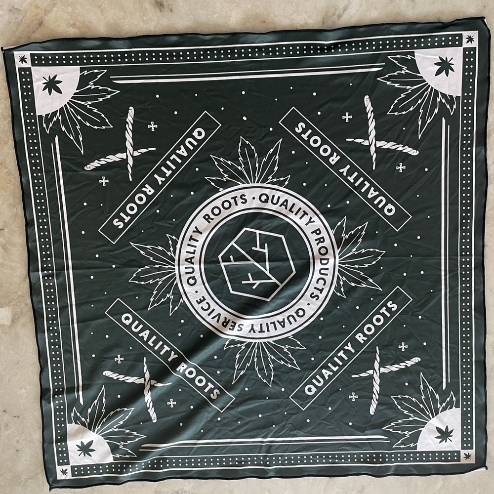 Quality Roots green and white bandana